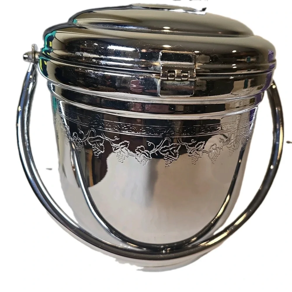 United Chromium Brass Ice Bucket Grape Vine Hinged Lid Handle Barware Vintage